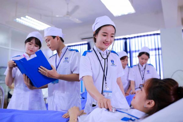 điểm chuẩn y dược Sài Gòn